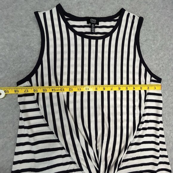 JONES NEW YORK SIGNATURE Navy White Stripe Sleeveless Knit Top Sz M Twist Hem - Picture 4 of 8